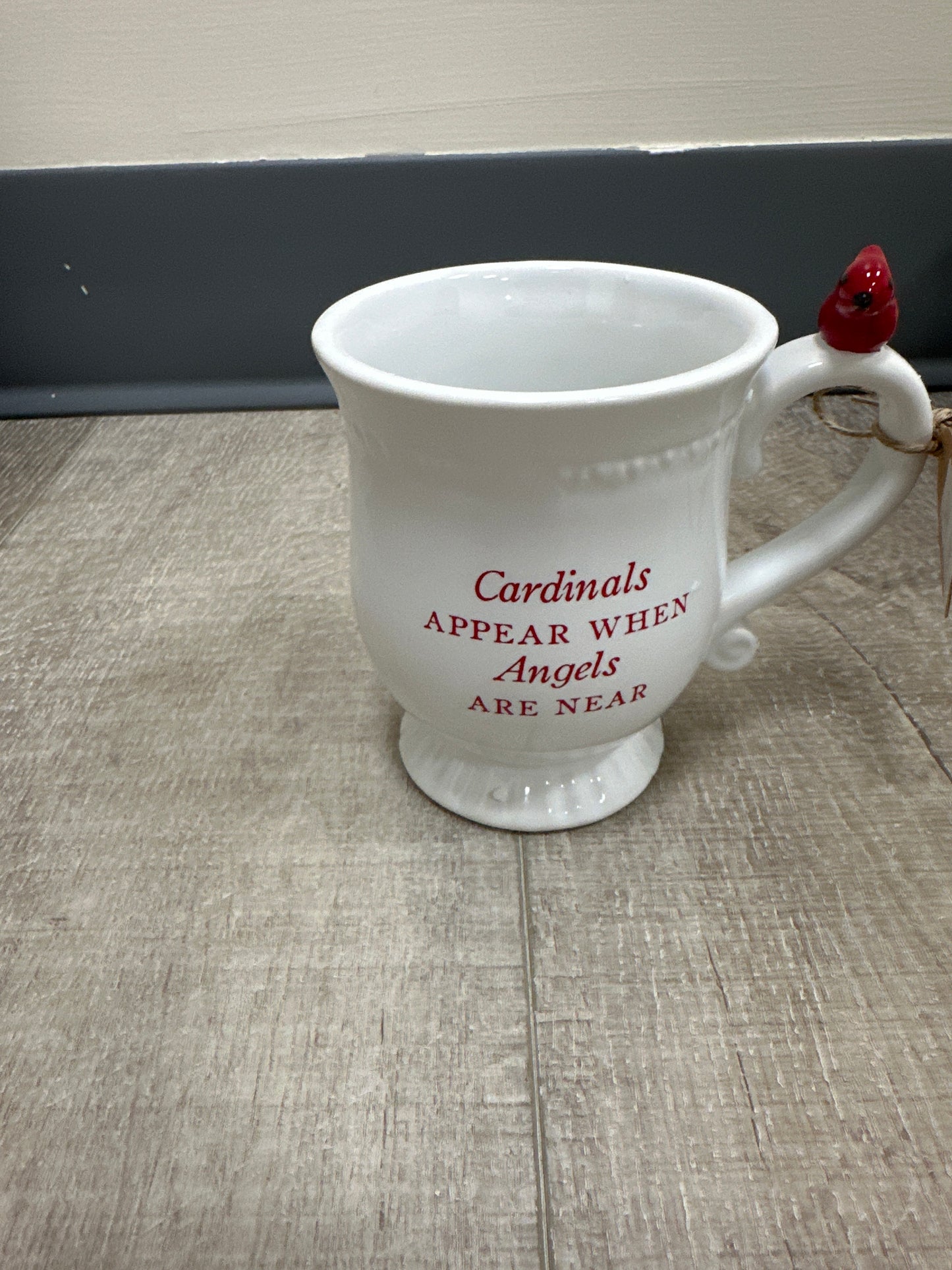 Cardinals appear mug/cup
