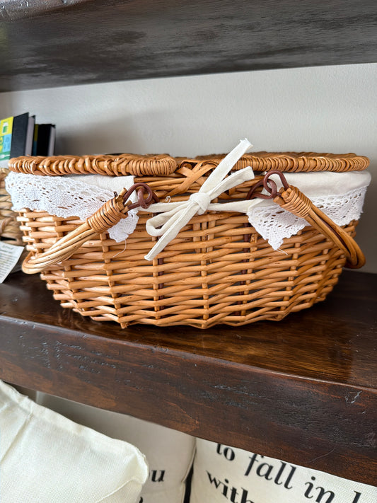 Picnic basket