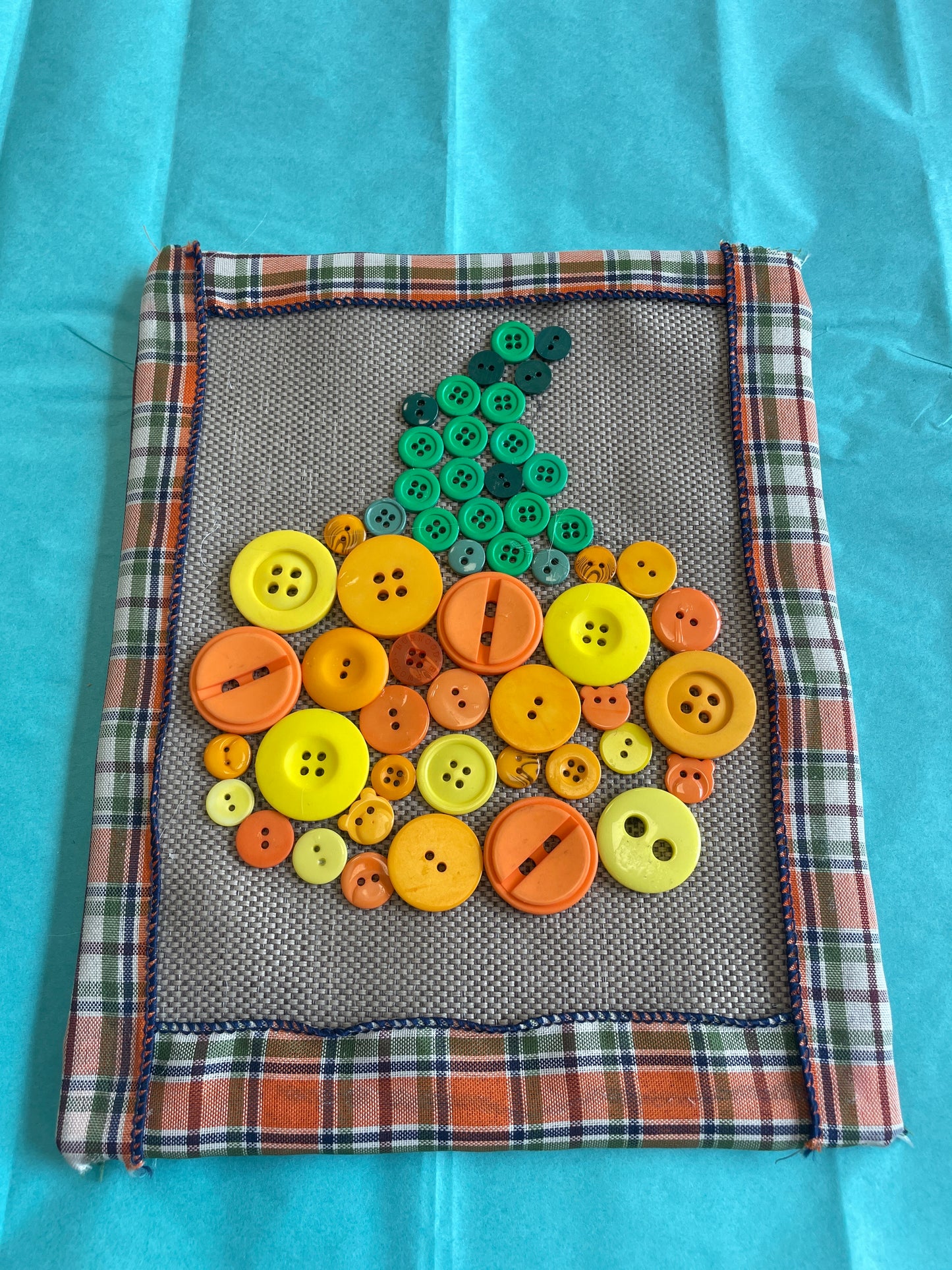 Pumpkin buttons wall decor